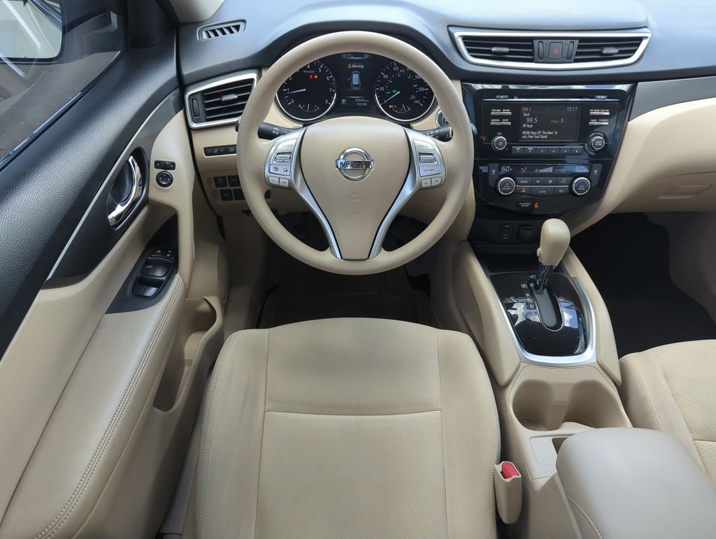 Used 2015 White Nissan SV image 14