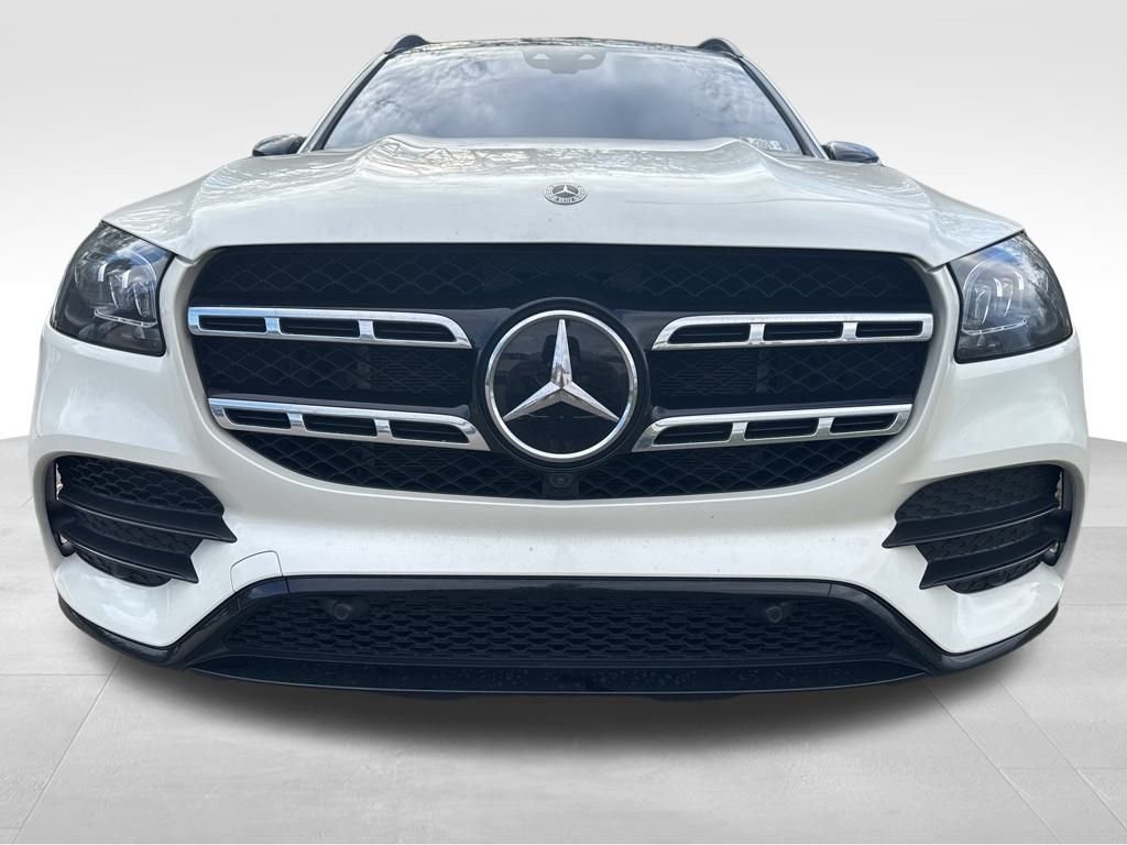 2023 Mercedes Benz GLS 450 4MATIC photo 2