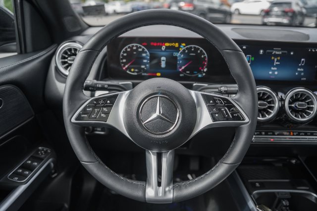 2026 Mercedes-Benz GLB GLB 250 - Photo 30