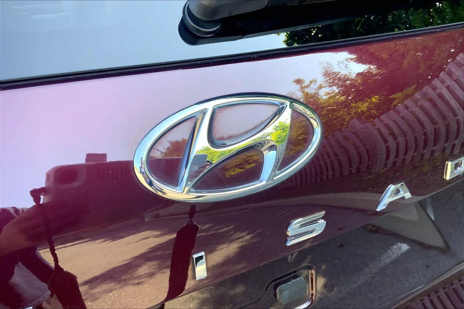 Used 2021 Sierra Burgundy Hyundai Calligraphy image 31