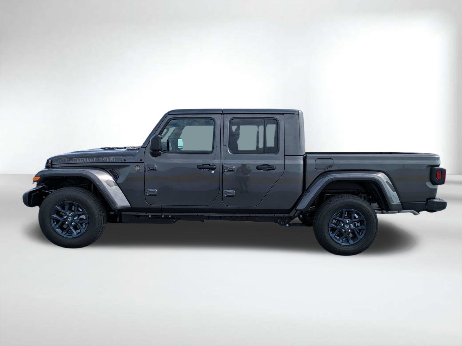 New 2026 Granite Crystal Metallic Clear-Coat Exterior Paint Jeep 85th Anniversary Edition image 7
