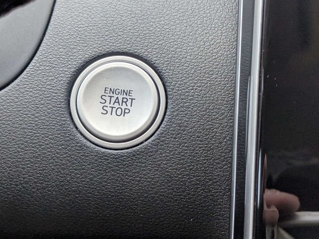 Used 2023 Gray Hyundai SEL image 34