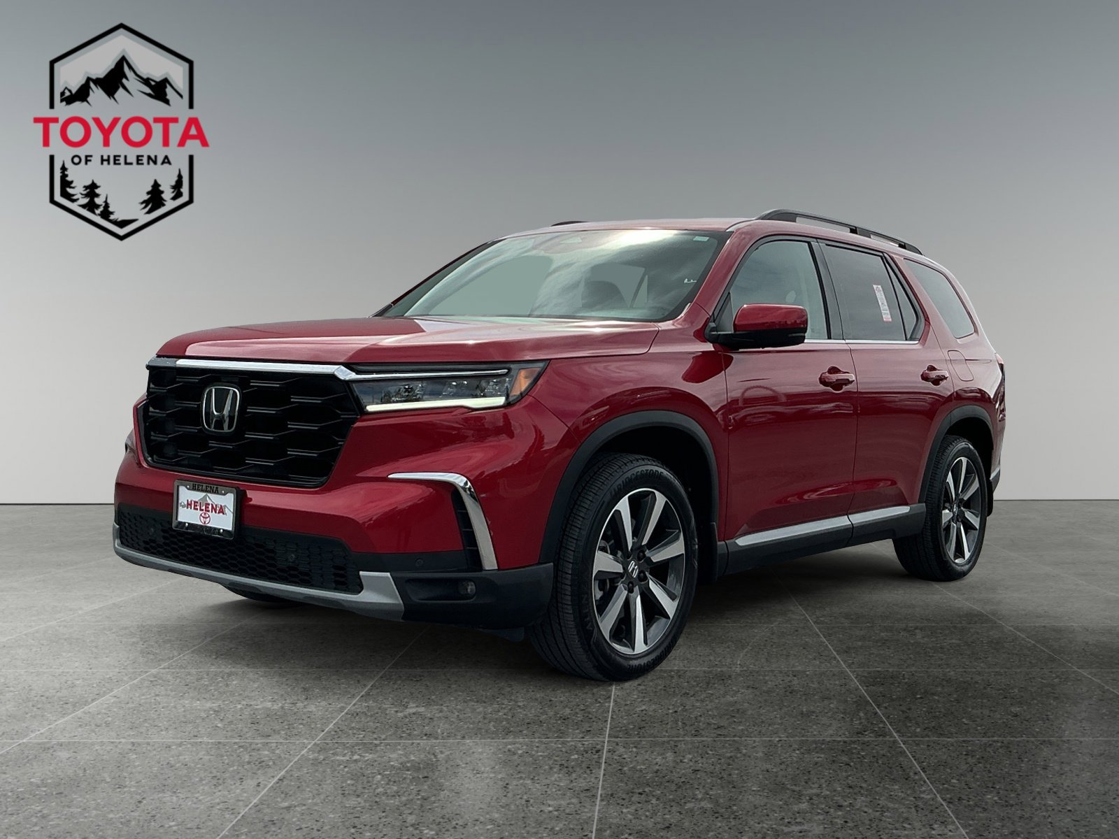 2025 Honda Pilot Touring AWD's photo