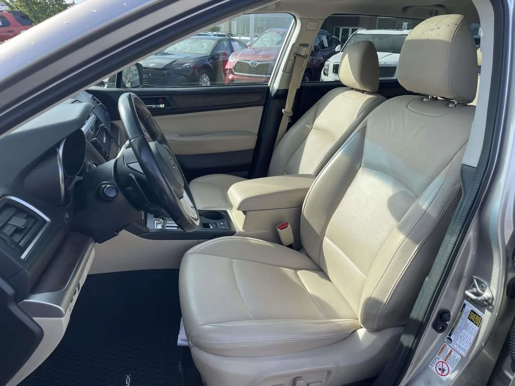 2017 Subaru Outback Limited - Photo 8