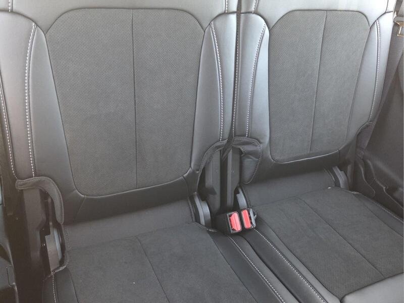 New 2027 High Gloss Black Jeep LAREDO ALTITUDE 4X4 *LTD AVAIL* image 19