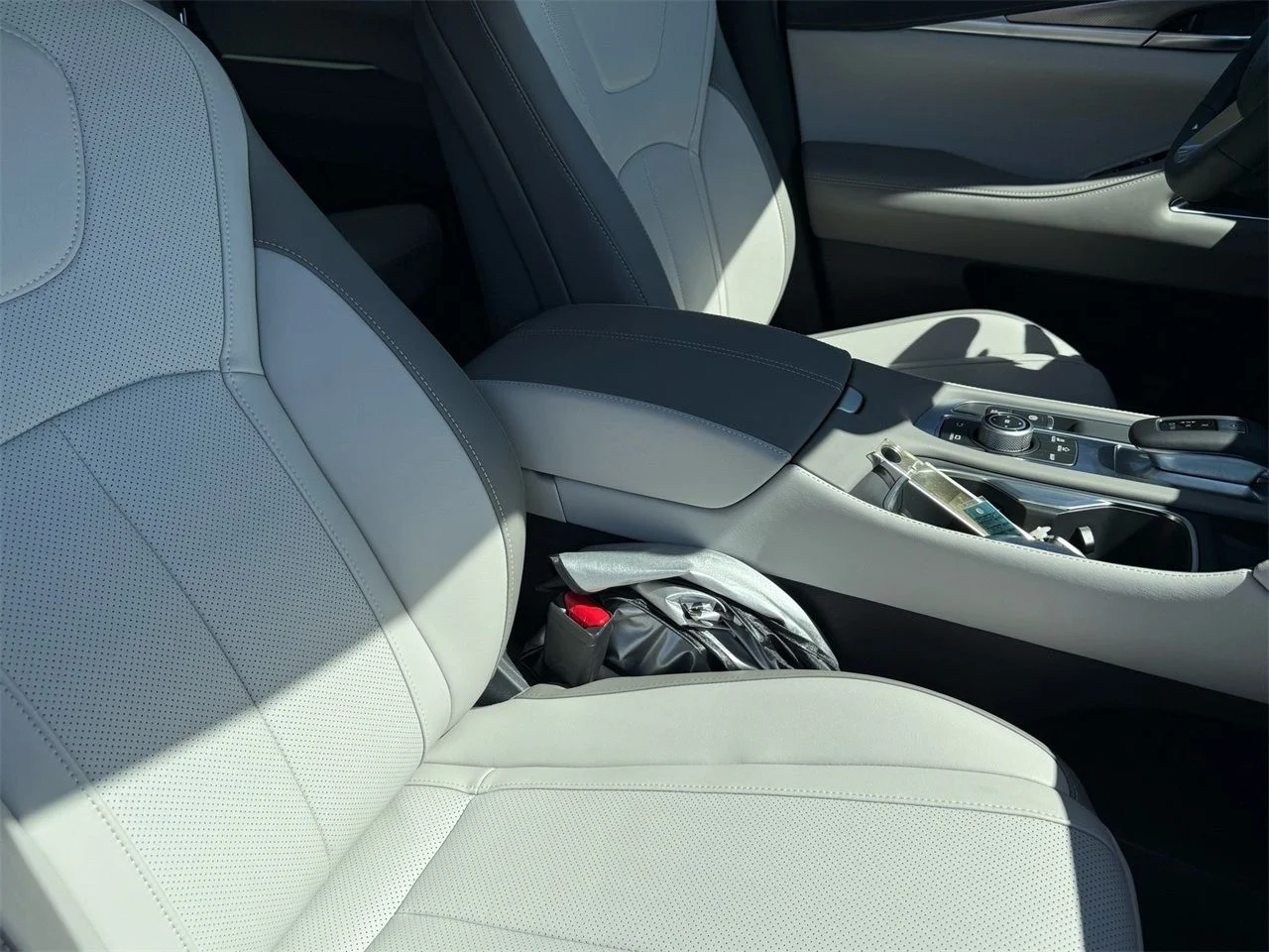 Certified Used 2026 Graphite Shadow INFINITI Luxe image 13