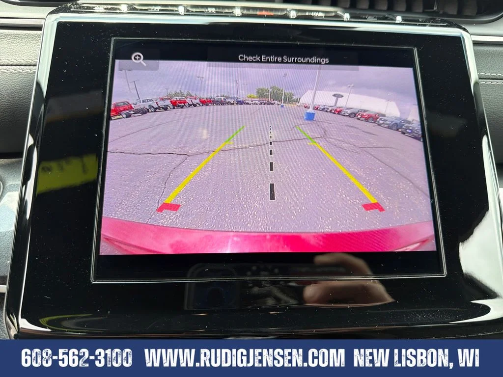 Used 2023 Velvet Red Pearlcoat Jeep Altitude image 19
