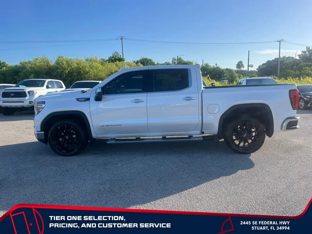 Used 2023 White Frost Tricoat GMC SLT image 8