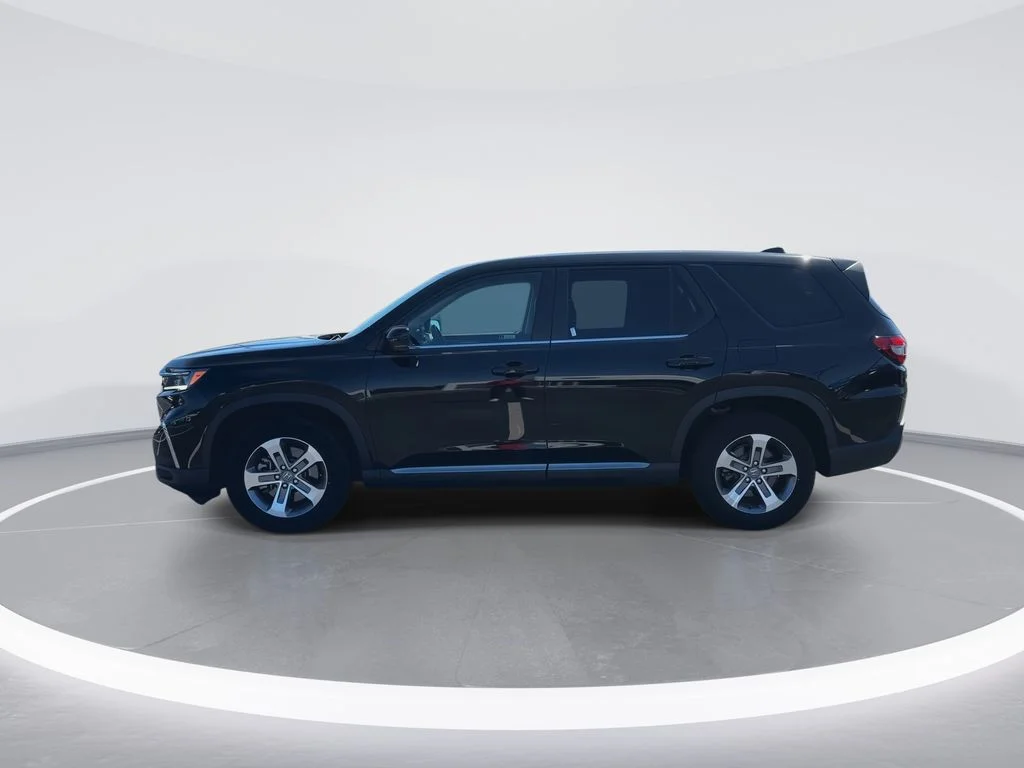 Used 2023 Black Honda EX-L image 5