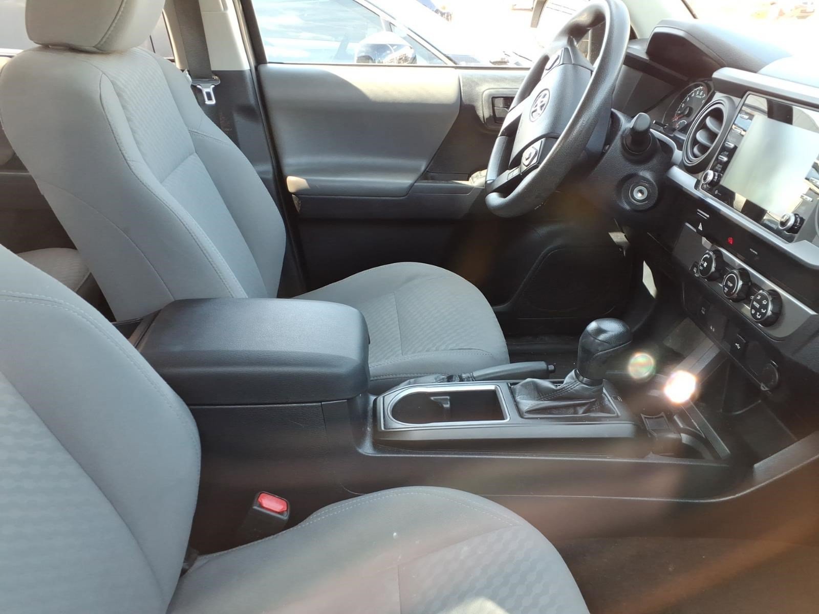 Used 2020 MAGNETIC GRAY MET Toyota SR image 4