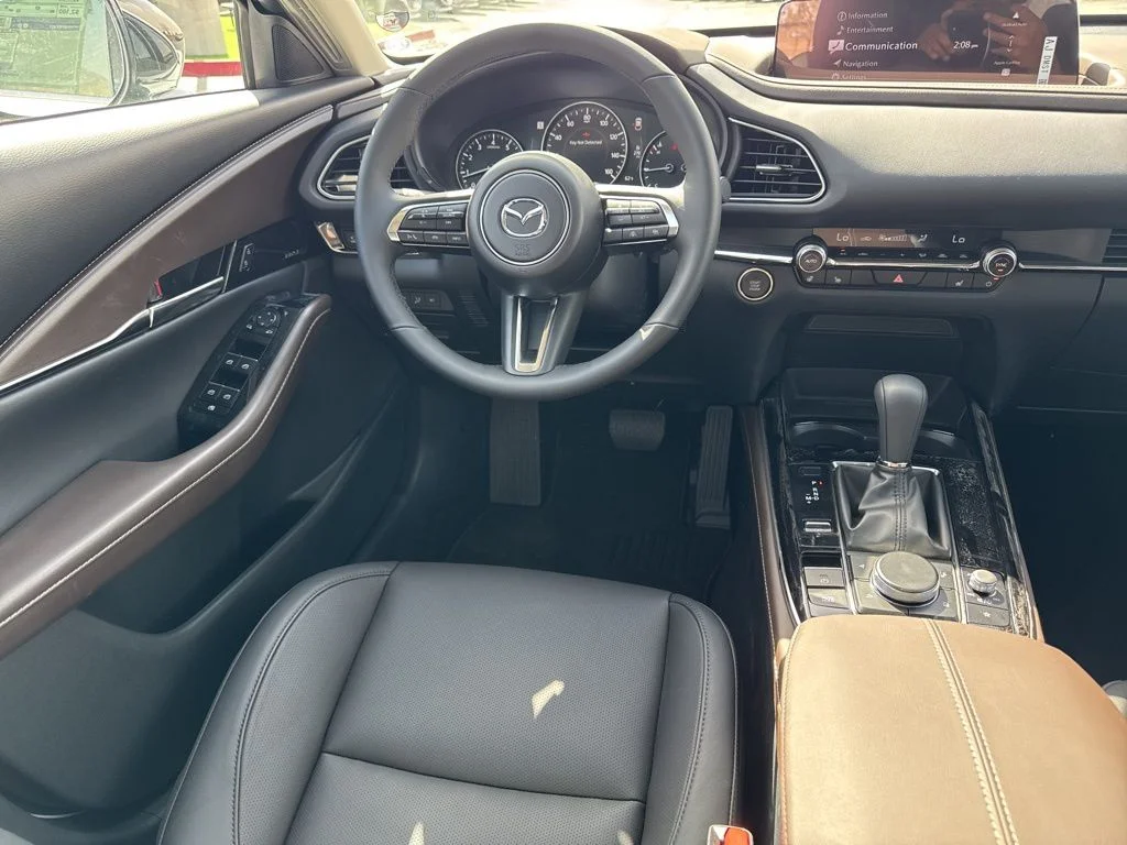 2025 Mazda CX-30 Turbo Premium Plus - Photo 13
