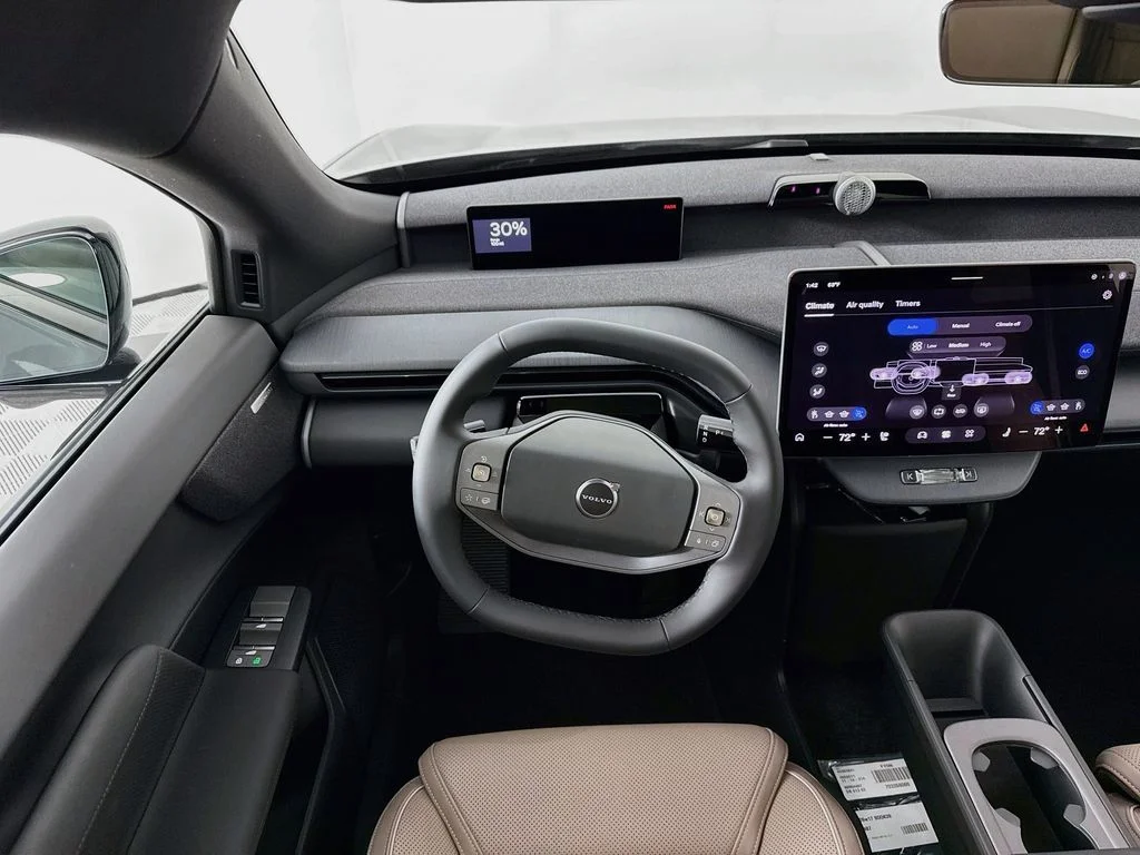 New 2027  Volvo  image 22