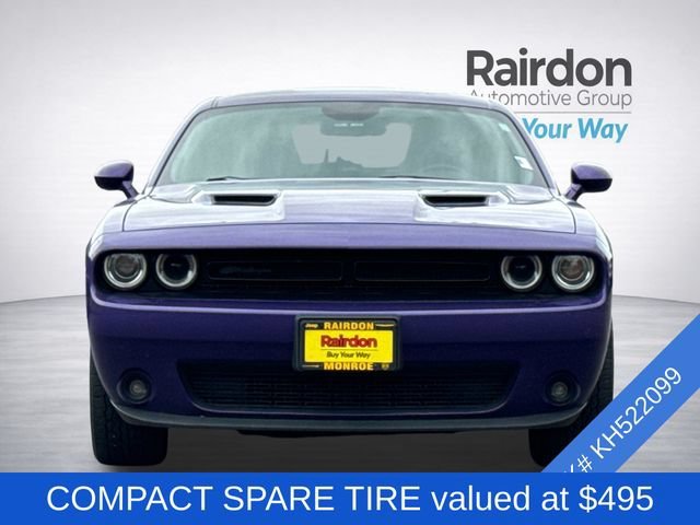 Used 2019 Plum Crazy Pearlcoat Dodge SXT image 3