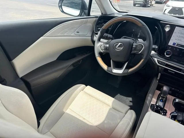 New 2026 Iridium Lexus LUXURY image 28