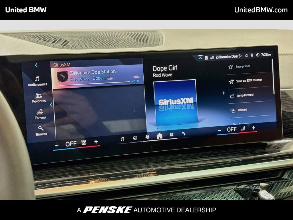 New 2027 Mineral White Metallic BMW xDrive40i image 15
