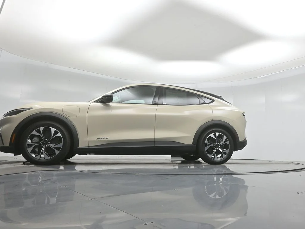 New 2026 Desert Sand Ford Select image 48