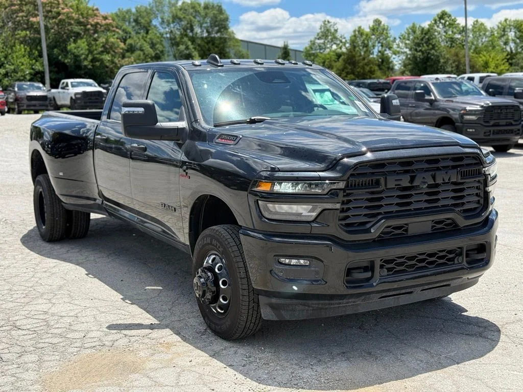 New 2026 Diamond Black Crystal Pearlcoat RAM Big Horn image 4