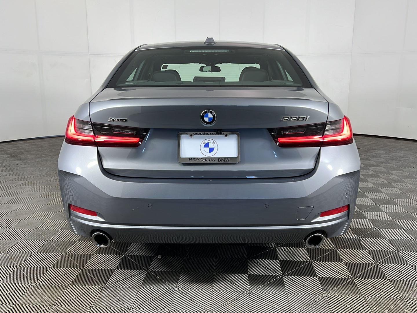 Used 2023 Skyscraper Grey Metallic BMW 330i xDrive image 6