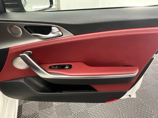 Used 2019 White Kia GT2 image 17