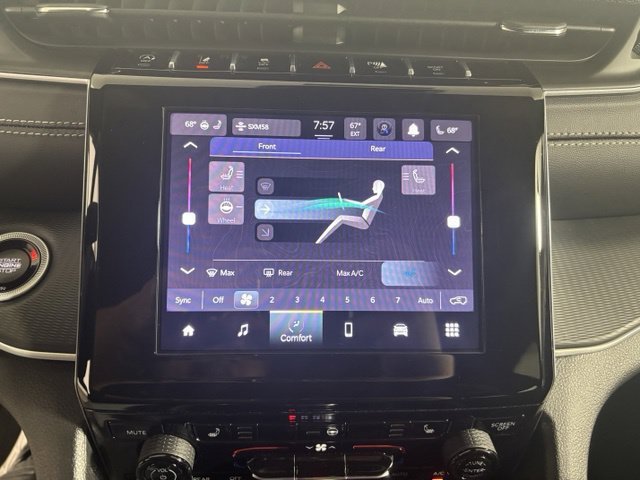 New 2026 White Jeep Laredo image 18