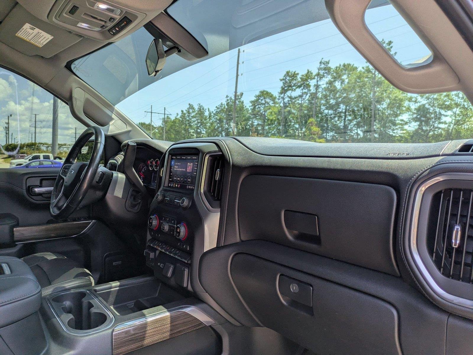 Used 2020 Cajun Red Tintcoat Chevrolet RST image 35