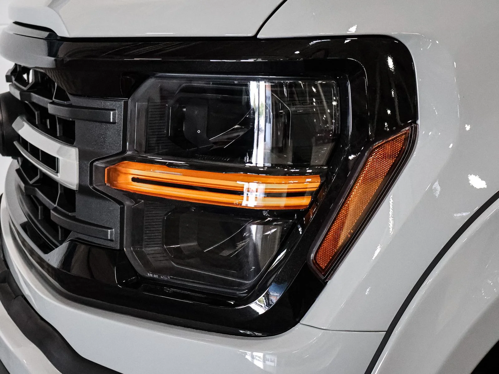New 2026 White Ford XLT image 14