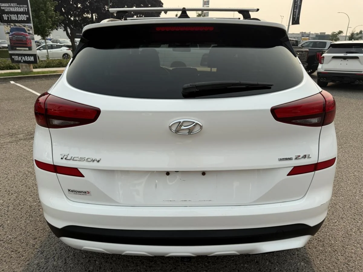 Used 2021 White Hyundai Urban Edition image 5