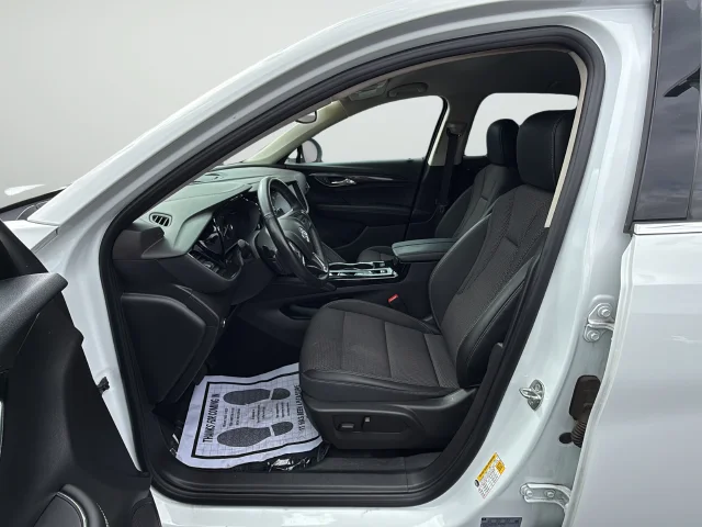 Used 2022 White Buick Preferred image 10