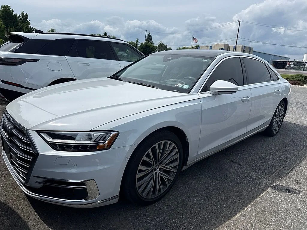 2019 Audi A8 55 TFSI L quattro Tiptronic's photo