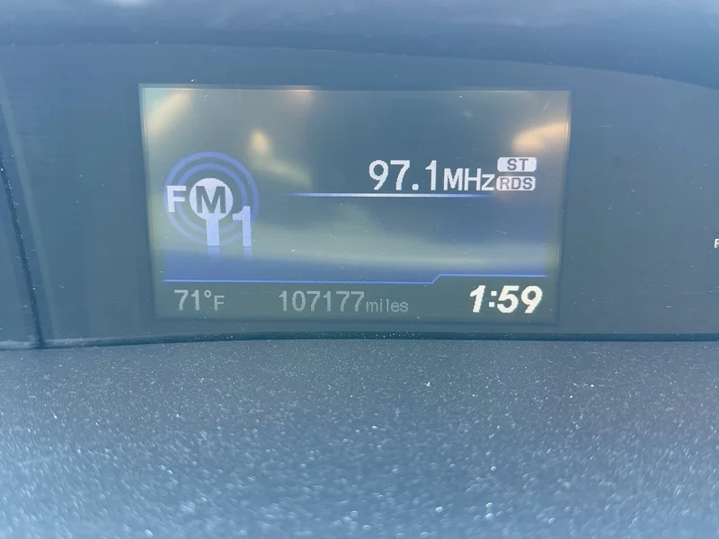 Used 2014 Gray Honda LX image 9