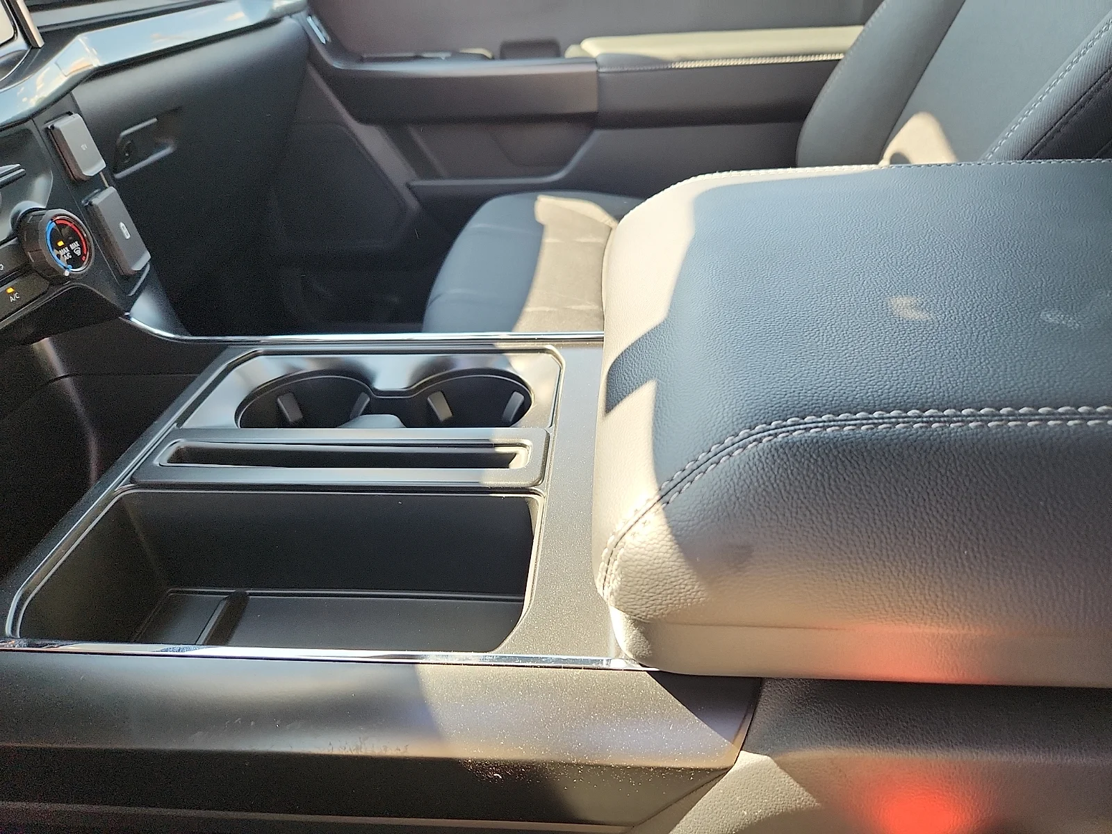 New 2026 Oxford White Ford STX image 25