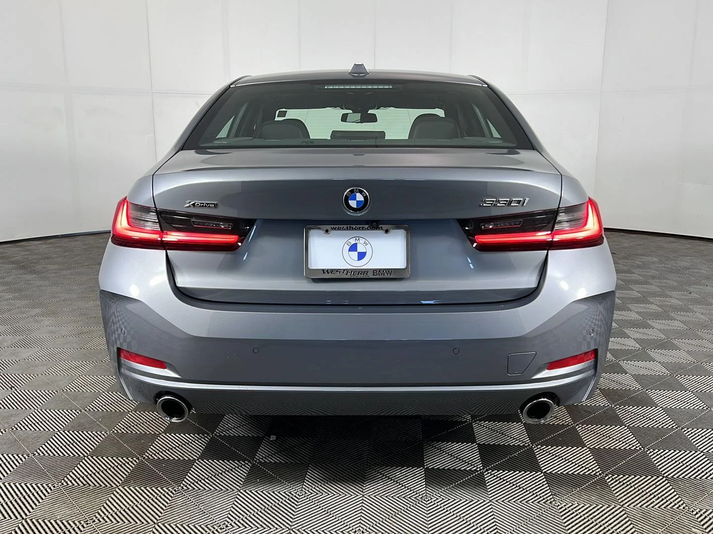 Used 2023 Skyscraper Grey Metallic BMW 330i xDrive image 6