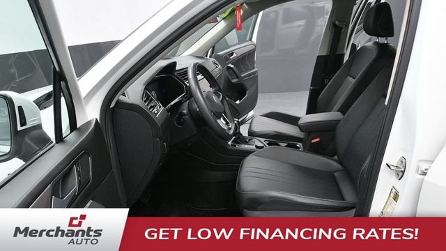 Used 2022 White Volkswagen 2.0T SE image 26