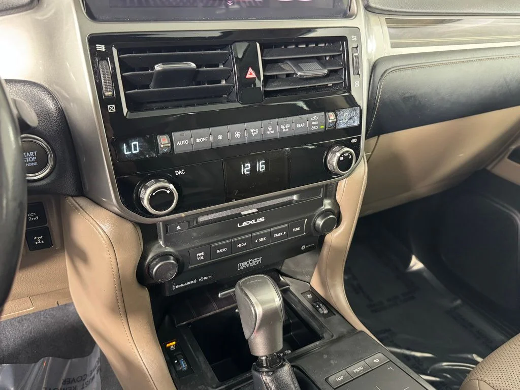 Used 2023 Onyx Black Lexus 460 image 28