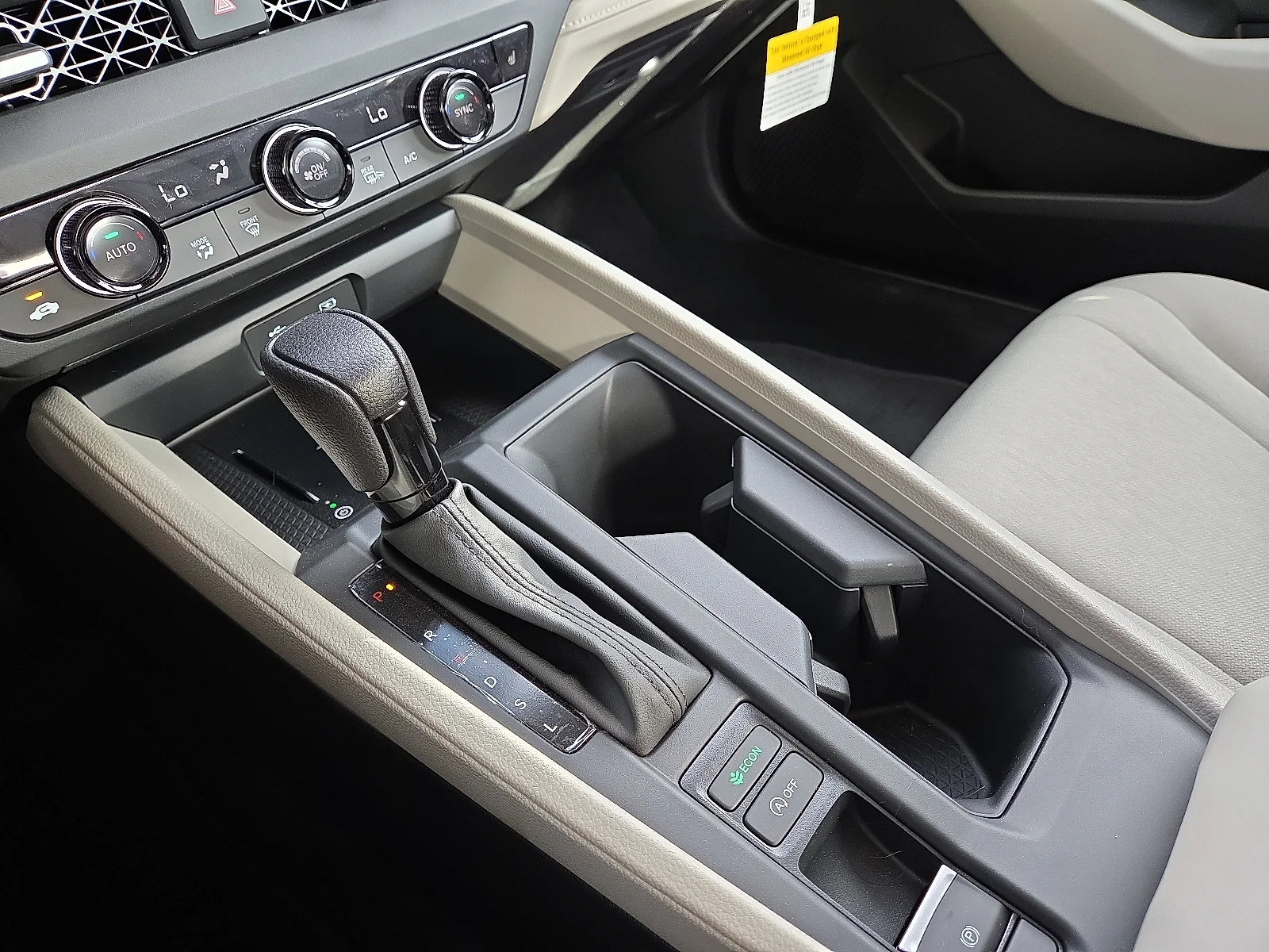 New 2026 Meteorite Gray Metallic Honda SE image 11