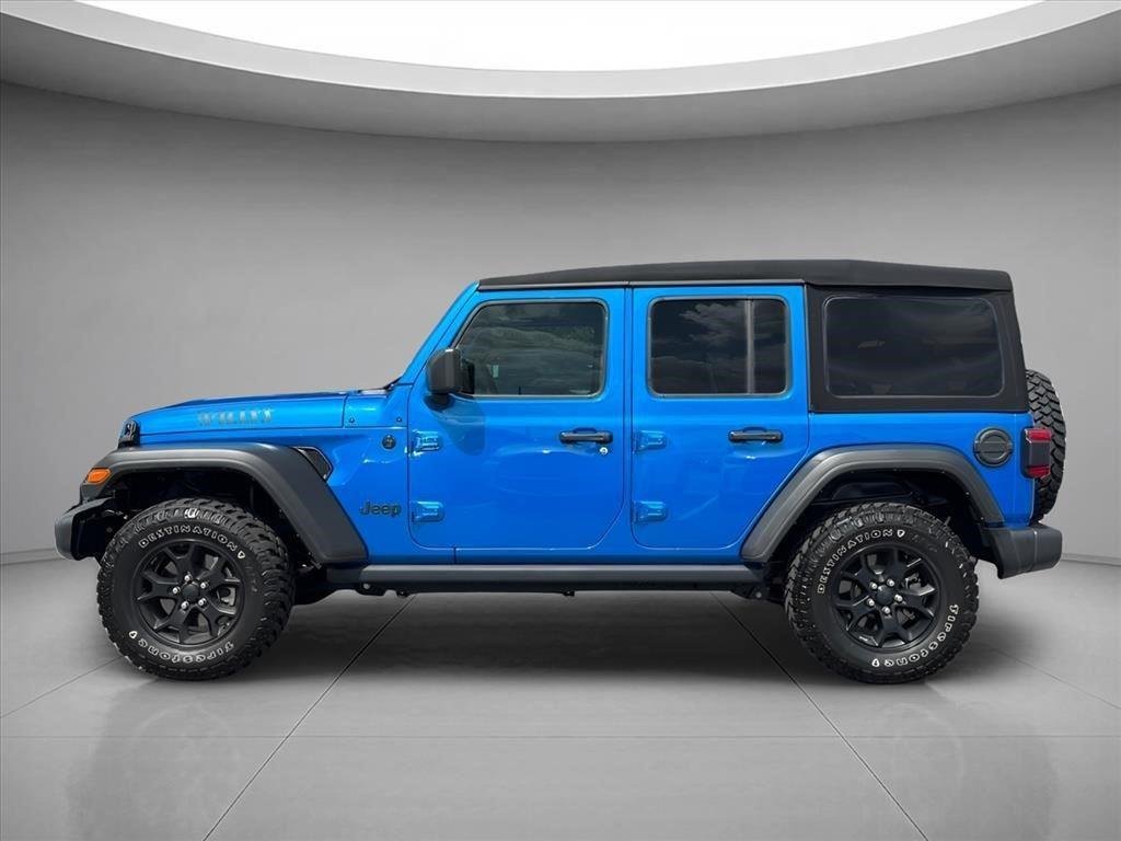 Used 2021  JEEP SPORT image 8
