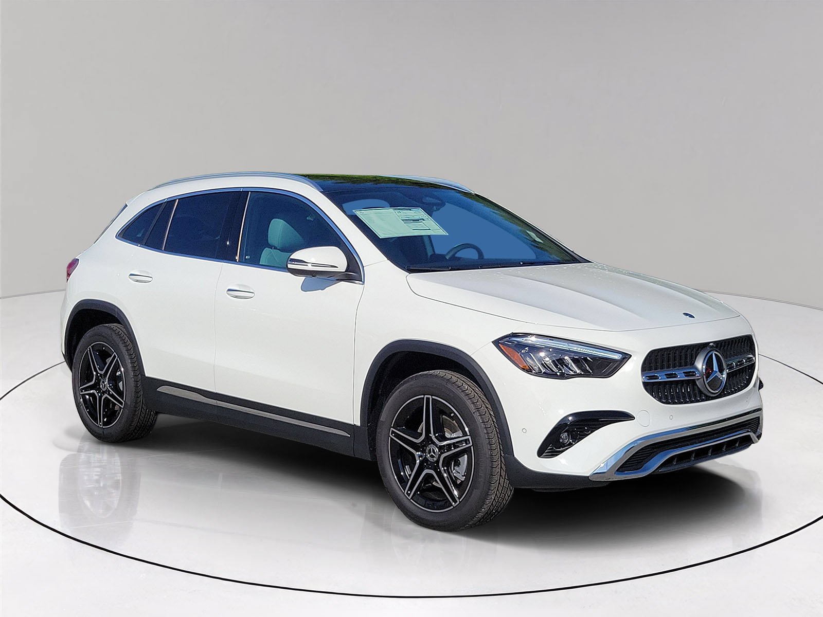 New 2026 Polar White Mercedes-Benz GLA 250 image 1