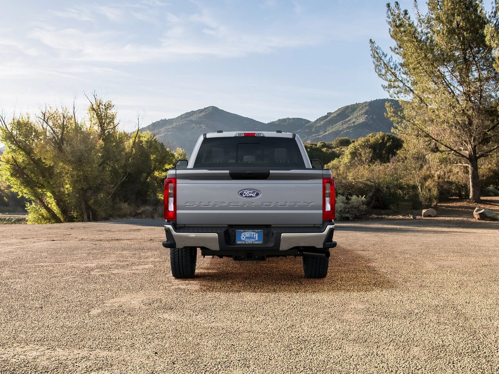 New 2027 Iconic Silver Metallic Ford F-250® XLT image 30