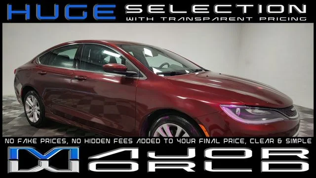 Used 2015 Red Chrysler Limited image 1