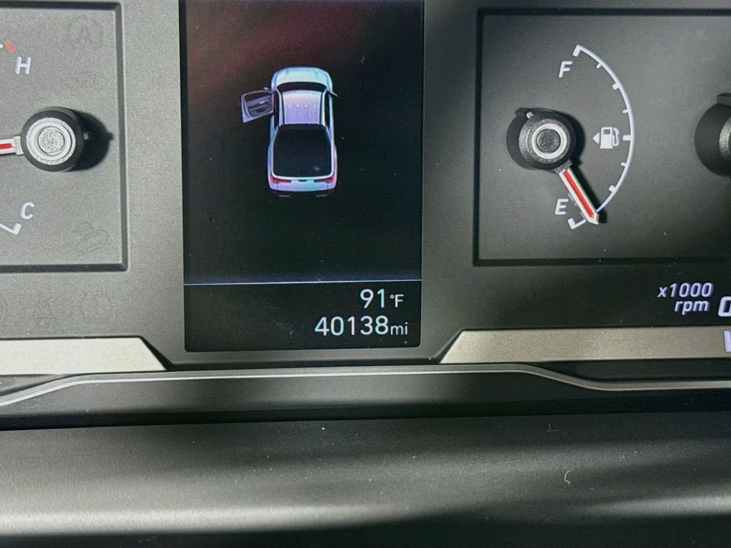 Used 2022 Sage Gray Hyundai SEL image 13