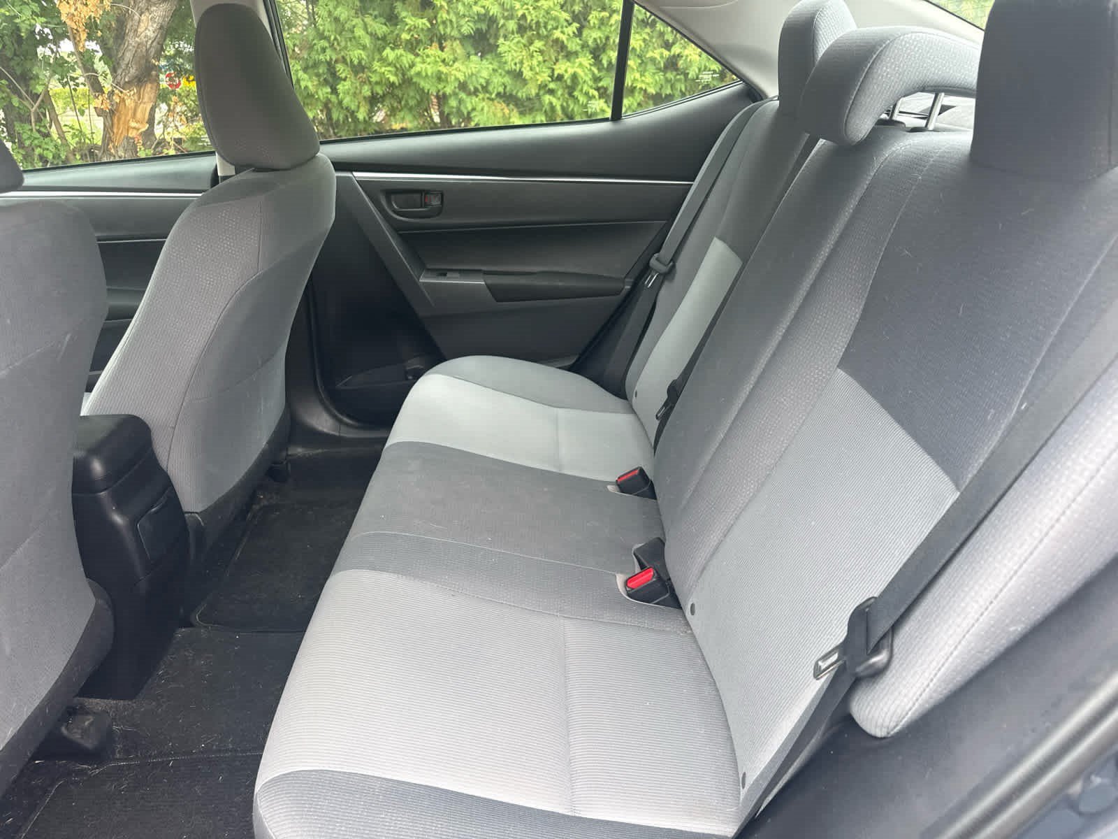 Certified Used 2016 Slate Metallic Toyota L image 15