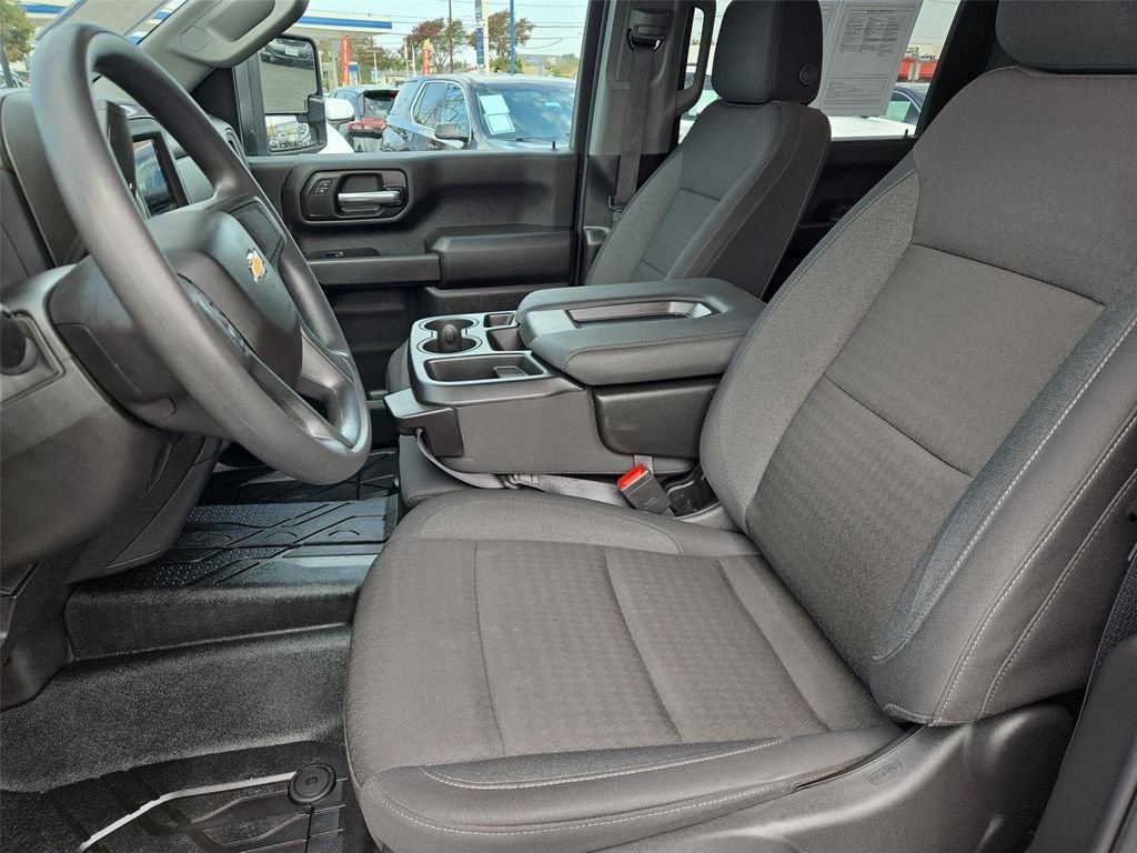 2026 Chevrolet Silverado 2500HD Custom - Photo 11