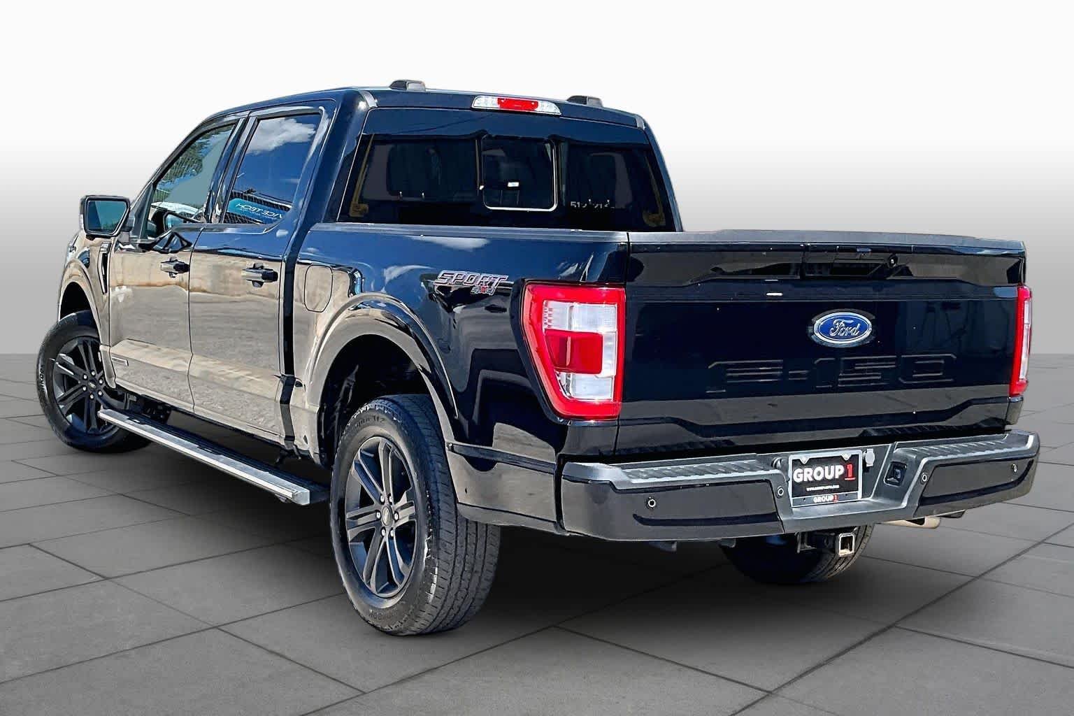 Used 2023 Agate Black Metallic Ford LARIAT image 12