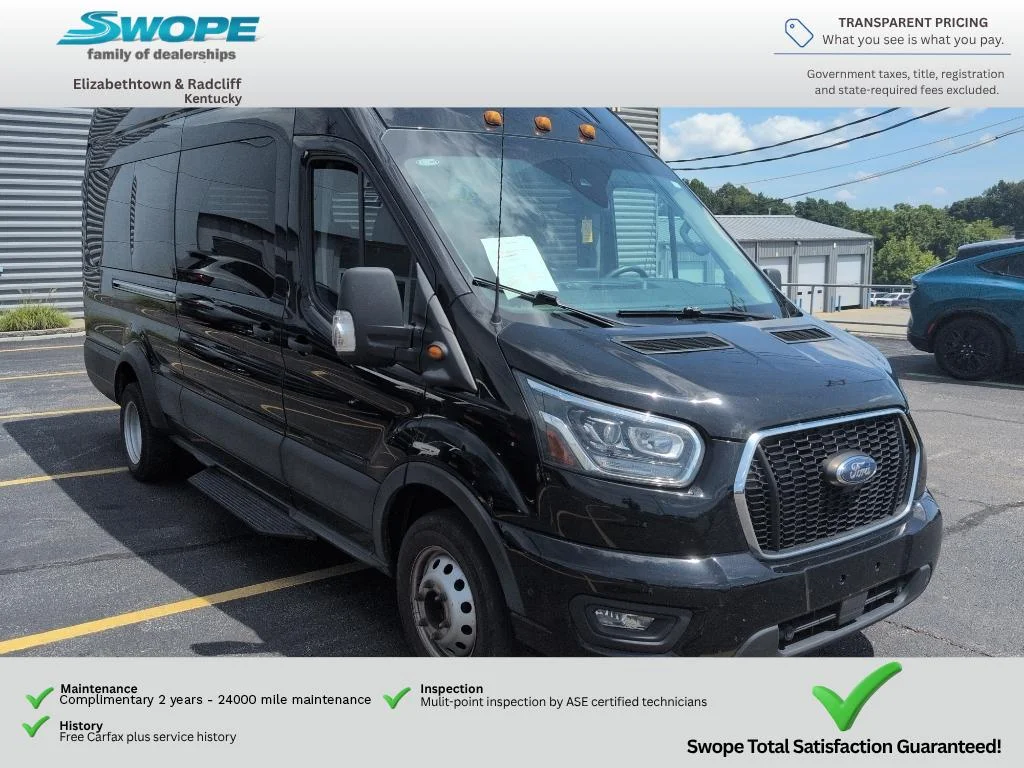 Used 2023 AGATE BLACK Ford XLT image 2