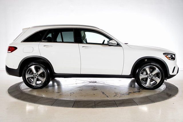 2022 Mercedes-Benz GLC GLC300 - Photo 7