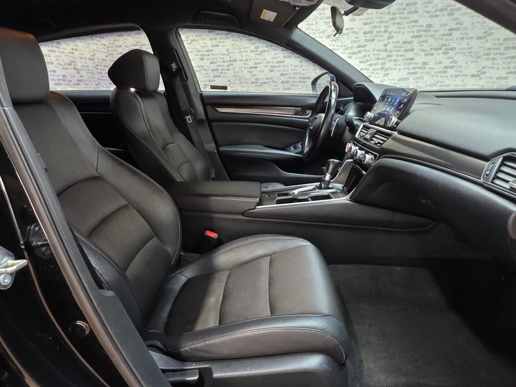 Used 2020 Crystal Black Pearl Honda Sport image 8