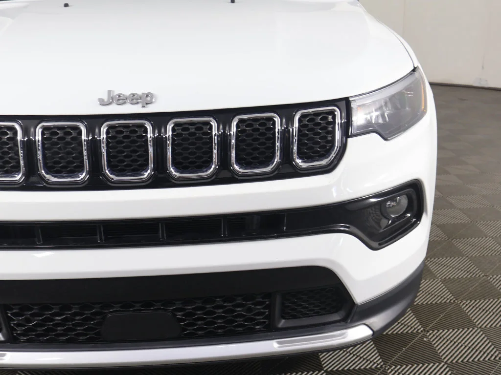 Used 2026 White Jeep Limited image 15