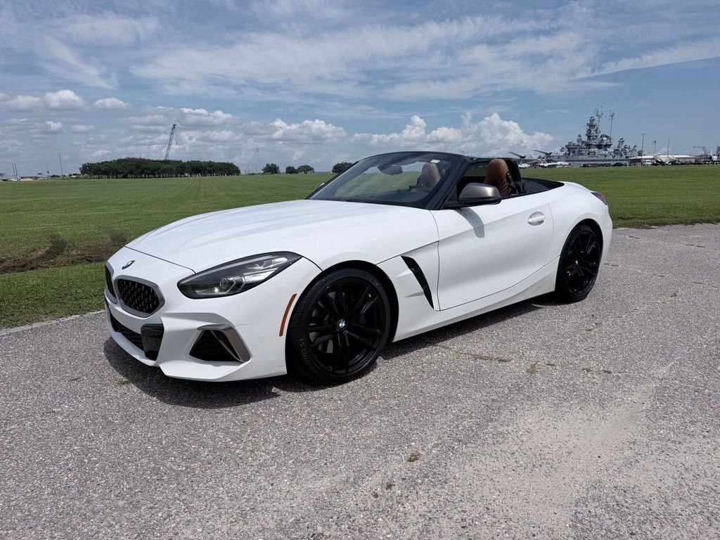 Used 2020 White BMW sDrive M40i image 1
