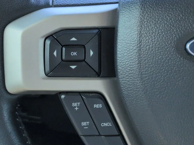 Used 2022 Blue Ford Lariat image 24