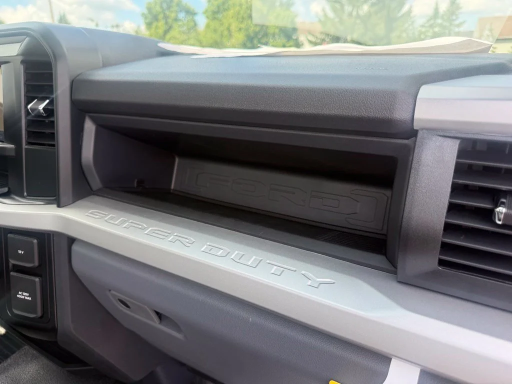 New 2026 Oxford White Ford F-550® XL image 41